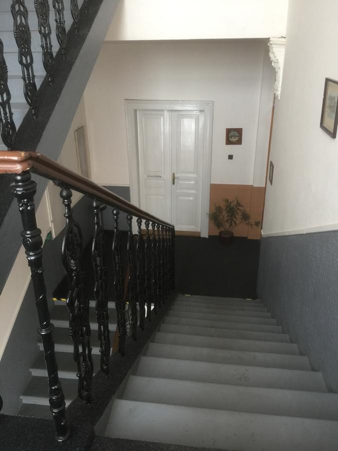 Hotel Dvorak Chrast (Chrudim) Ngoại thất bức ảnh